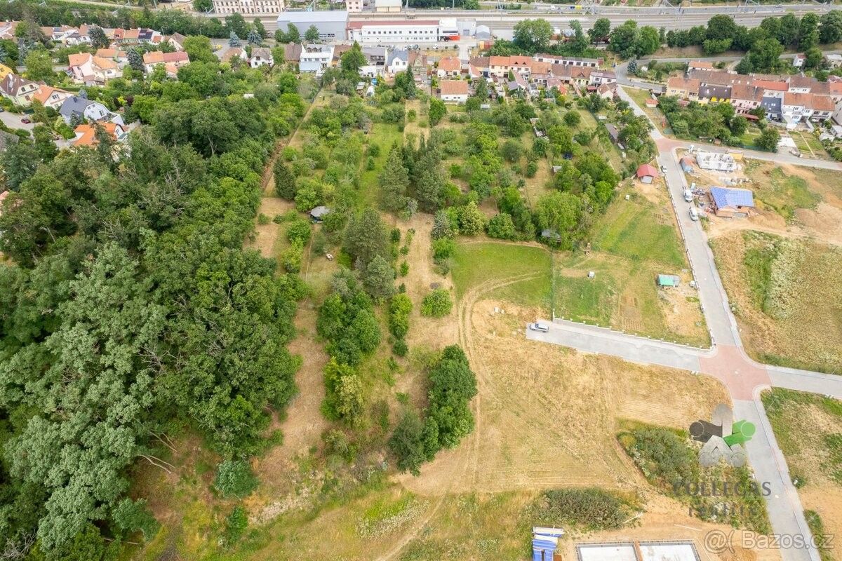 Prodej pozemek - Střelice u Brna, 664 47, 2 205 m²