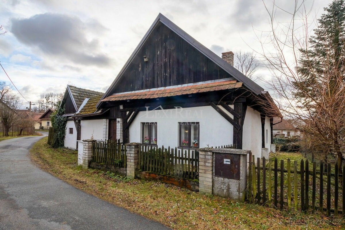 Chaty, Jarošov u Litomyšle, 569 66, 72 m²