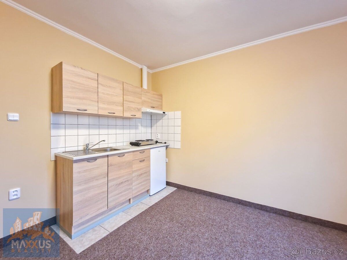 1+kk, Praha, 163 00, 22 m²