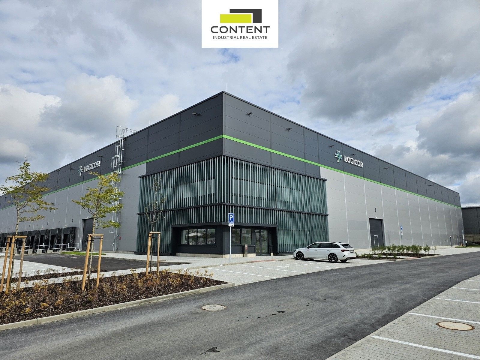 Výrobní prostory, K pérovně, Praha, 4 240 m²