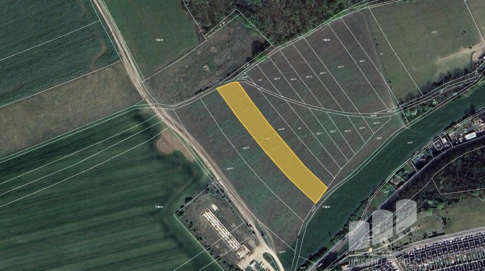 Prodej zemědělský pozemek - Lešany, Nelahozeves, 42 439 m²