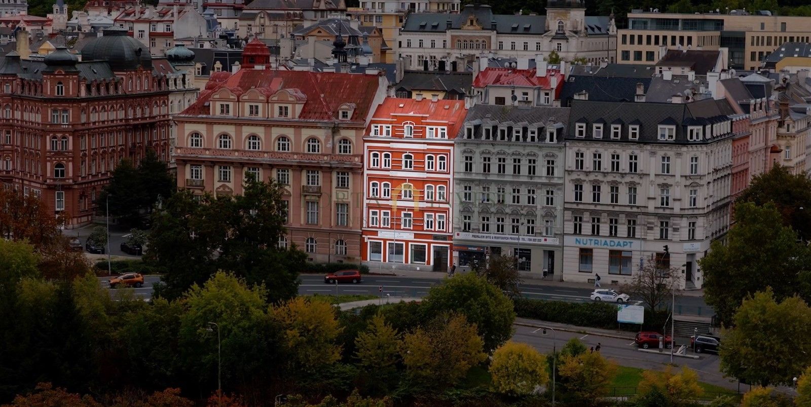 Činžovní domy, náměstí Republiky, Karlovy Vary, 672 m²