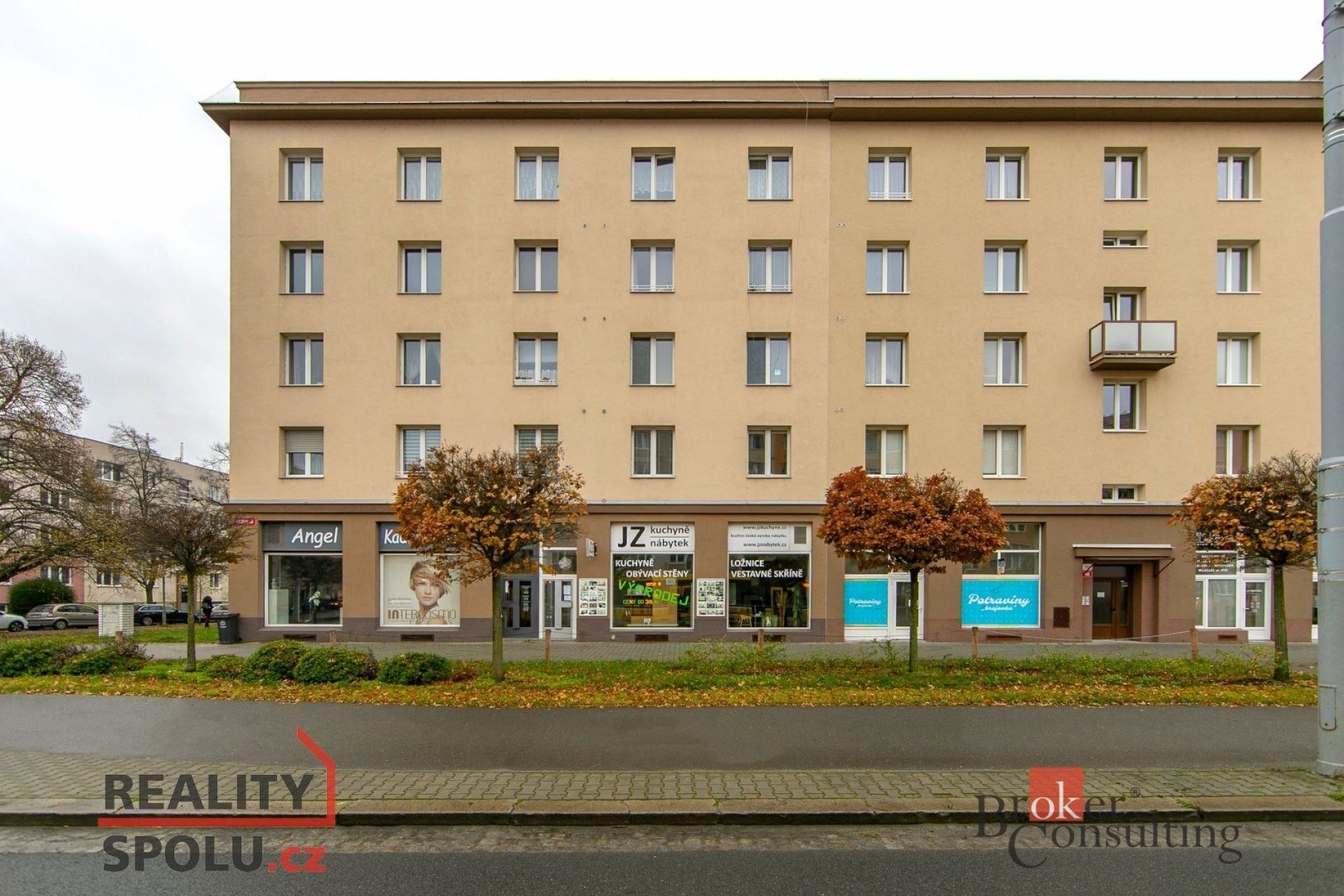 Obchodní prostory, Koterovská, Plzeň, 92 m²