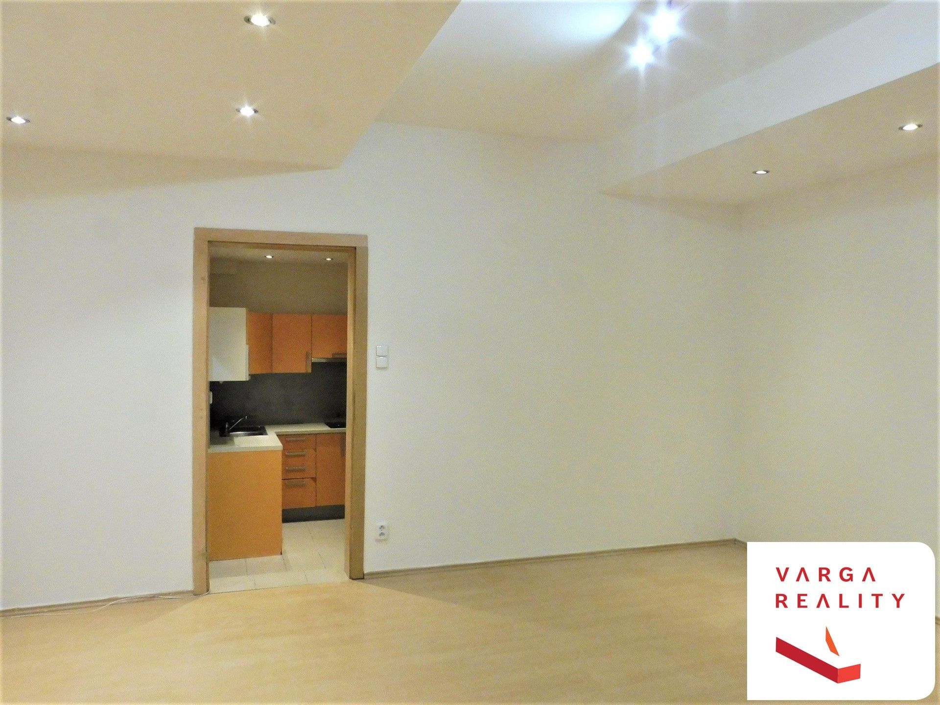 1+kk, Viklefova, Praha, 38 m²