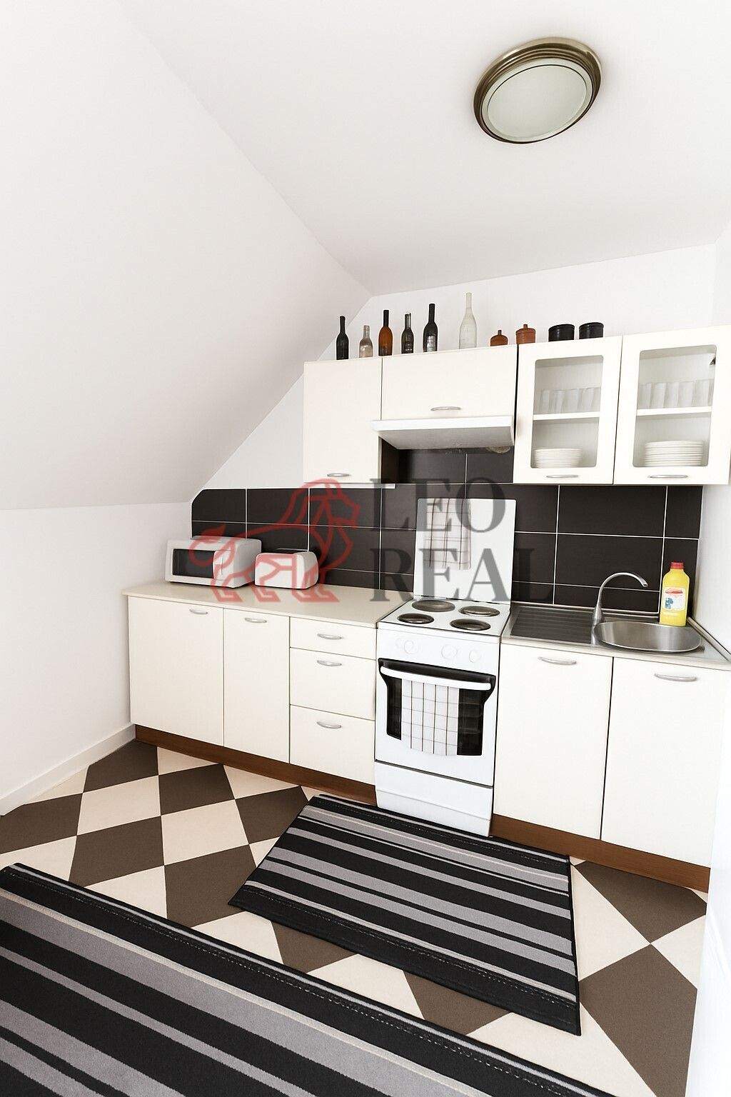 Prodej byt 3+kk - Růžová, Oslavany, 53 m²