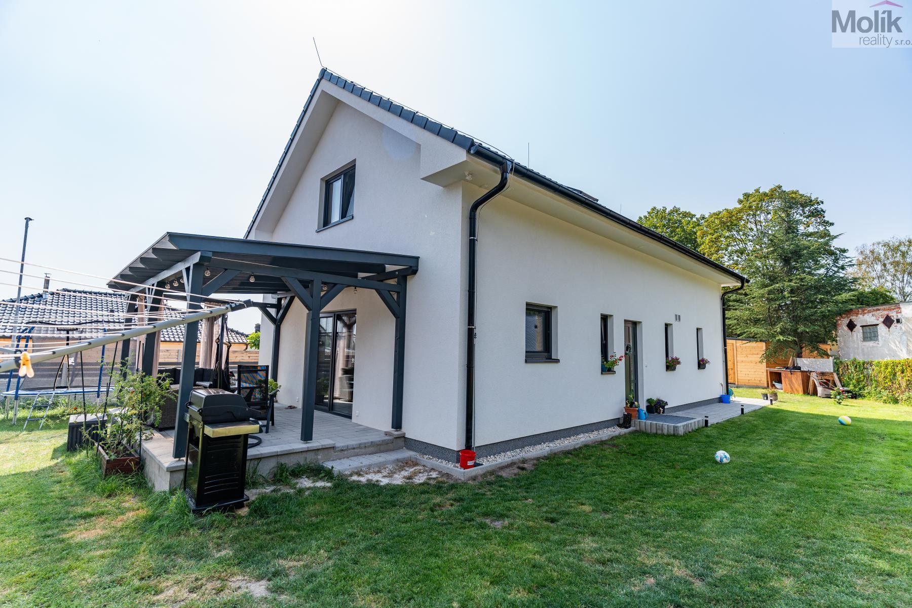 Prodej rodinný dům - Ke Koupališti, Jirkov, 220 m²