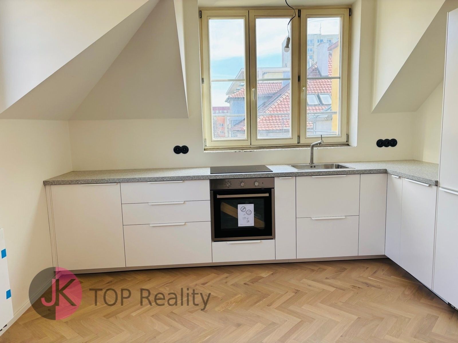 Pronájem byt 1+1 - U plynárny, Praha, 42 m²