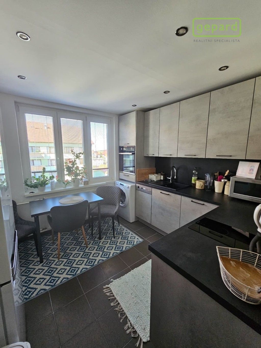 3+1, Malonty, 69 m²