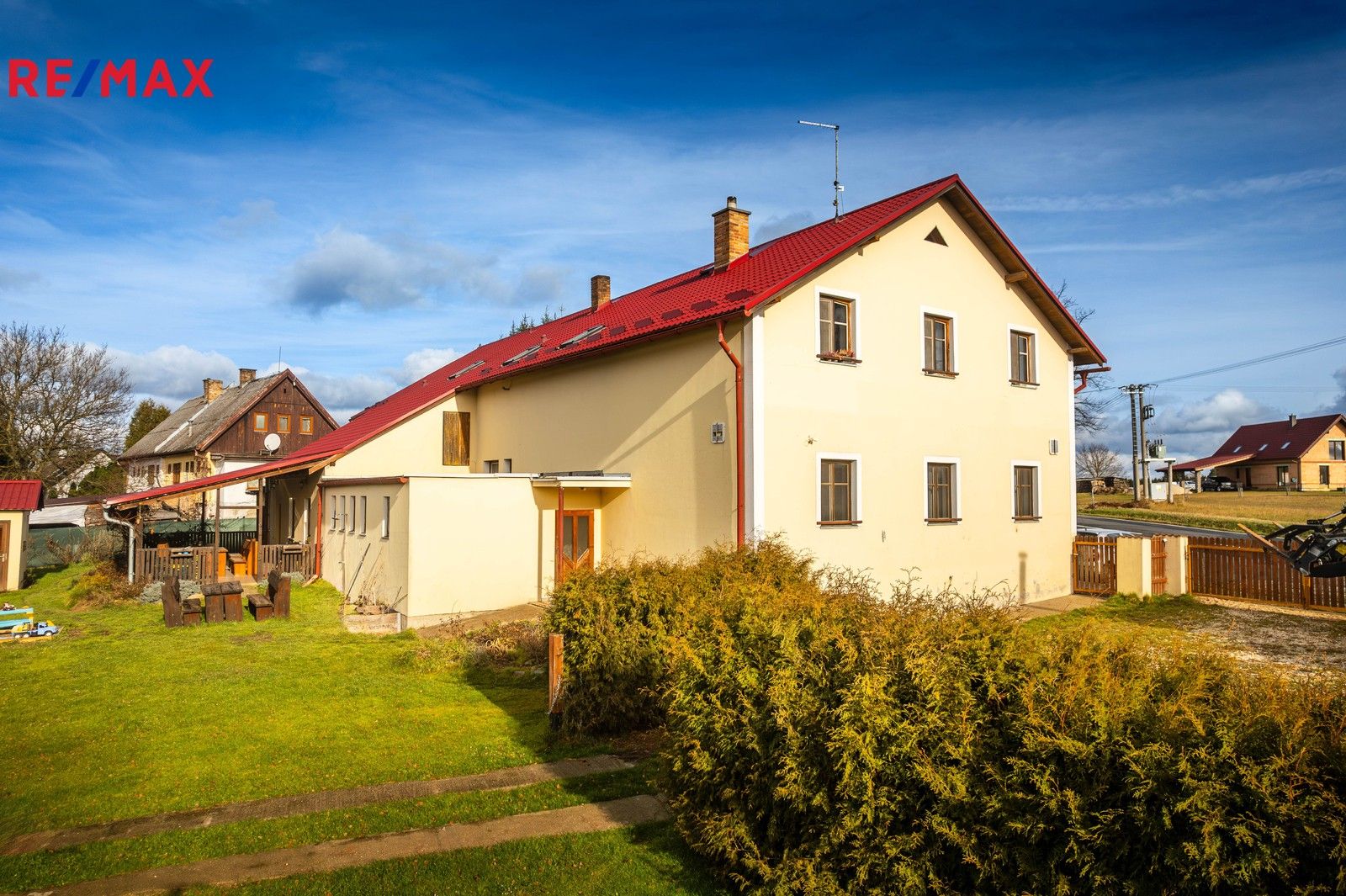 Chalupy, Hranice, 400 m²