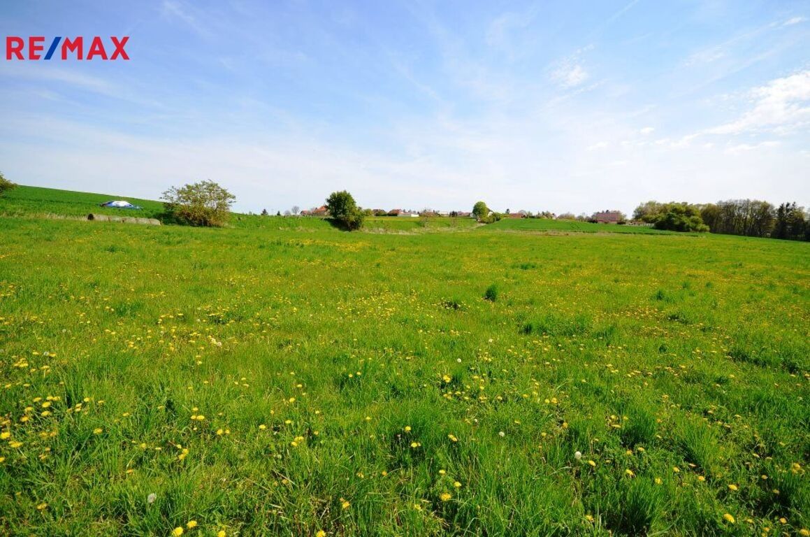 Zemědělské pozemky, Dobrovíz, 3 025 m²