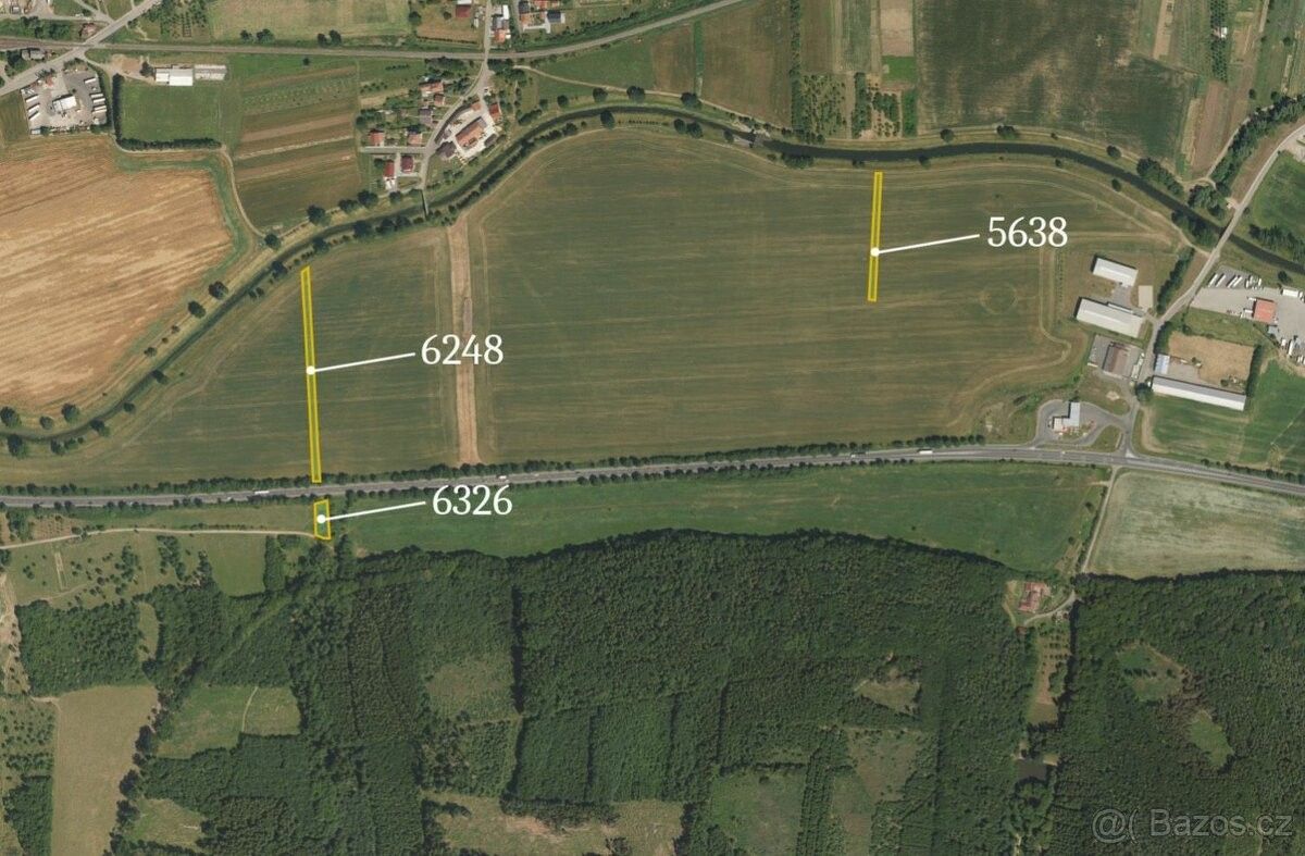 Zemědělské pozemky, Hradčovice, 687 33, 13 700 m²