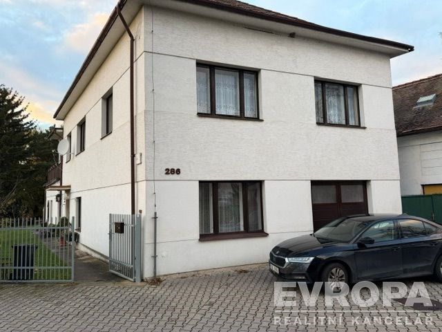 2+1, Na ostrově, Třebechovice pod Orebem, 80 m²
