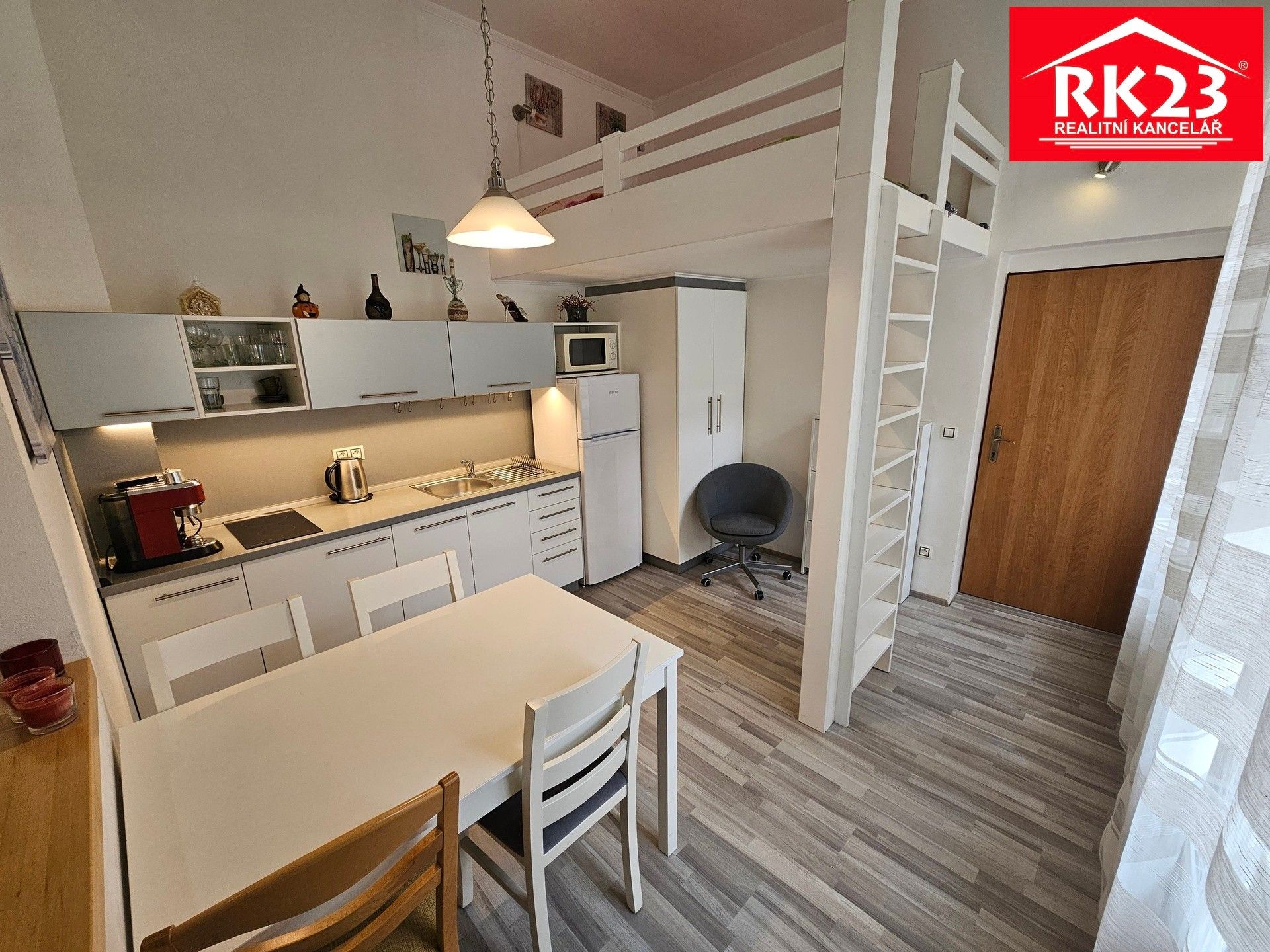 Prodej byt 1+kk - Anglická, Mariánské Lázně, 33 m²