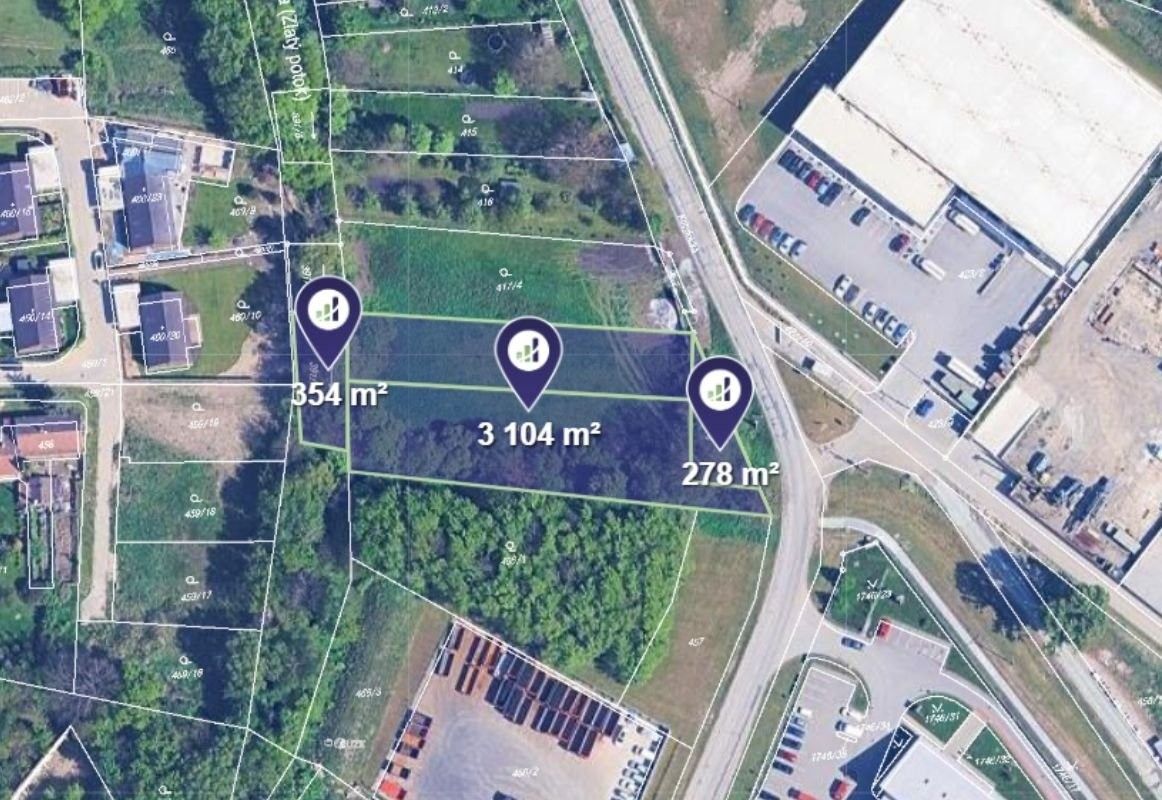 Zahrady, Sokolnice, 3 736 m²