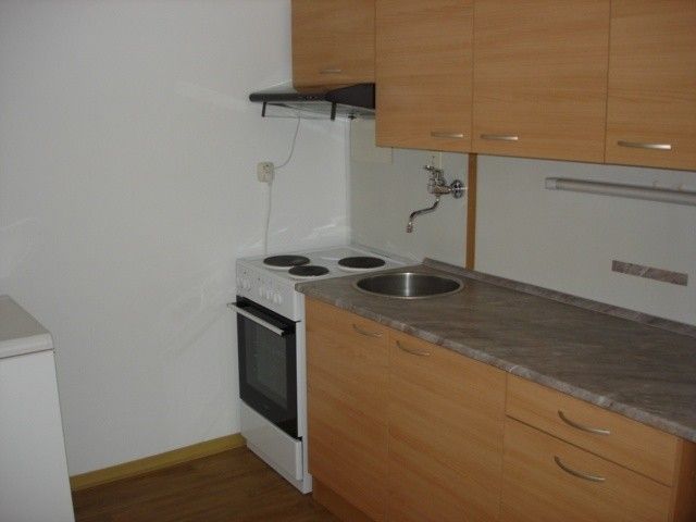 2+kk, Kladno, 272 01, 42 m²