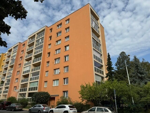 4+1, Havířovská, Praha, 74 m²