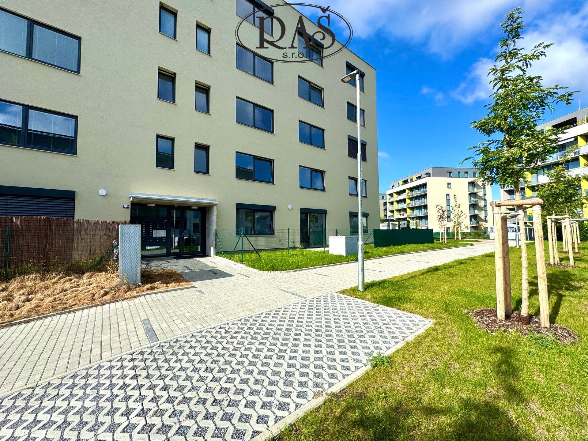 Pronájem byt 1+kk - Luhanova, Chrudim, 37 m²