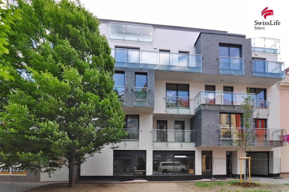 Garáže, Pardubice, 530 02