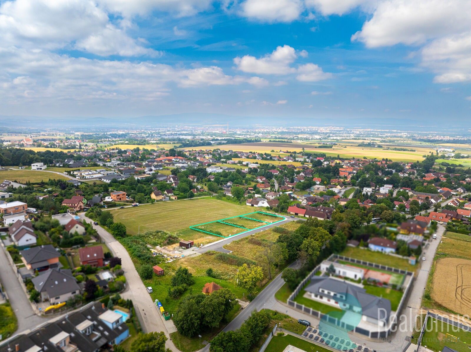 Prodej pozemek pro bydlení - Hůry, 863 m²