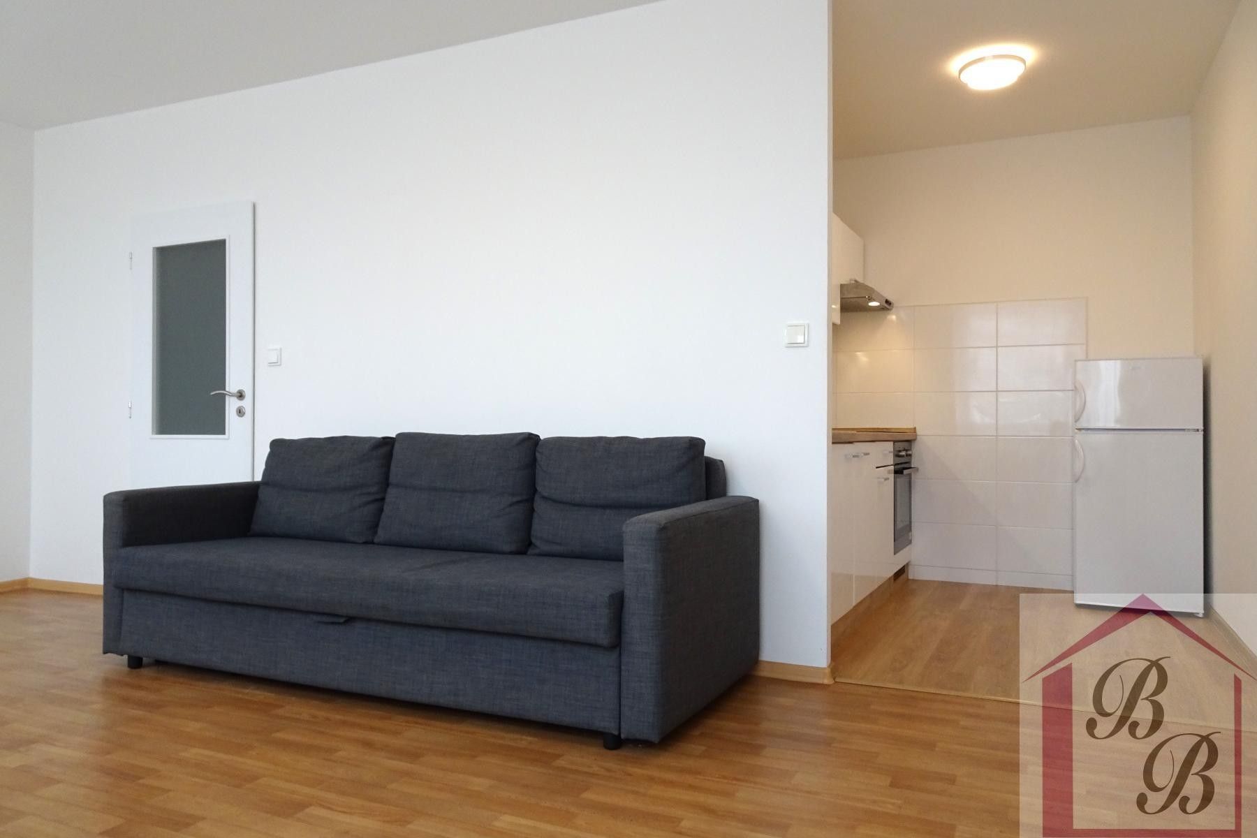 1+kk, Běchorská, Praha, 33 m²