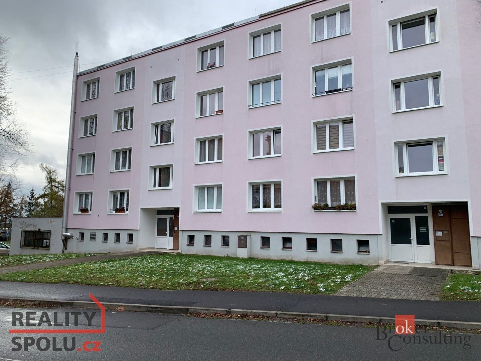 2+kk, Fučíkova, Planá, 64 m²