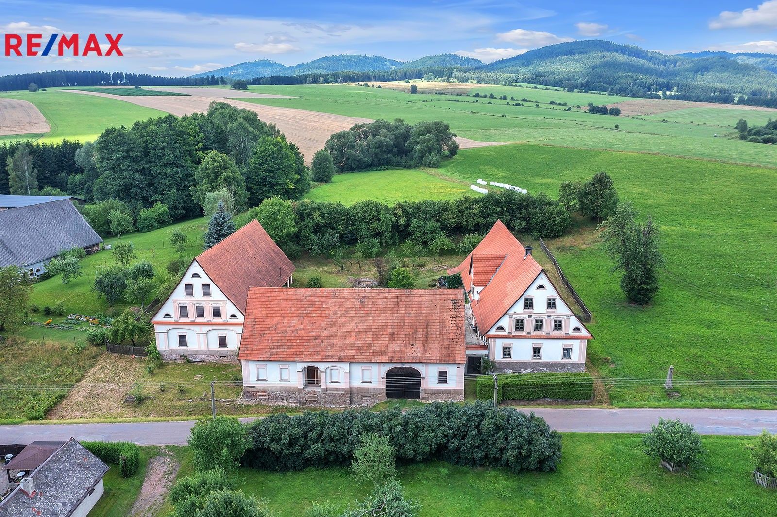 Ubytovací zařízení, Heřmánkovice, 954 m²