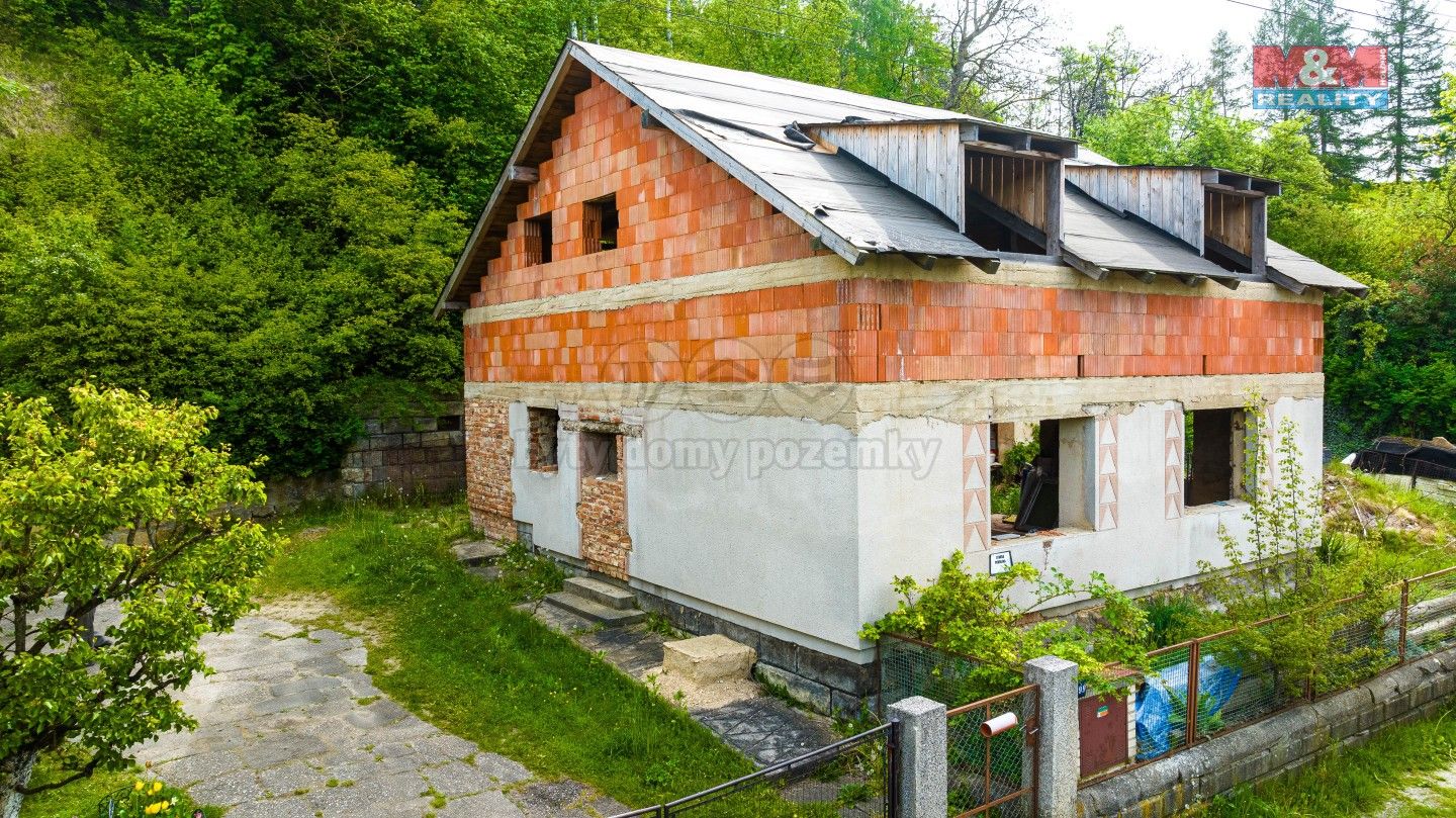 Prodej rodinný dům - Sokolovo, Rovensko pod Troskami, 140 m²