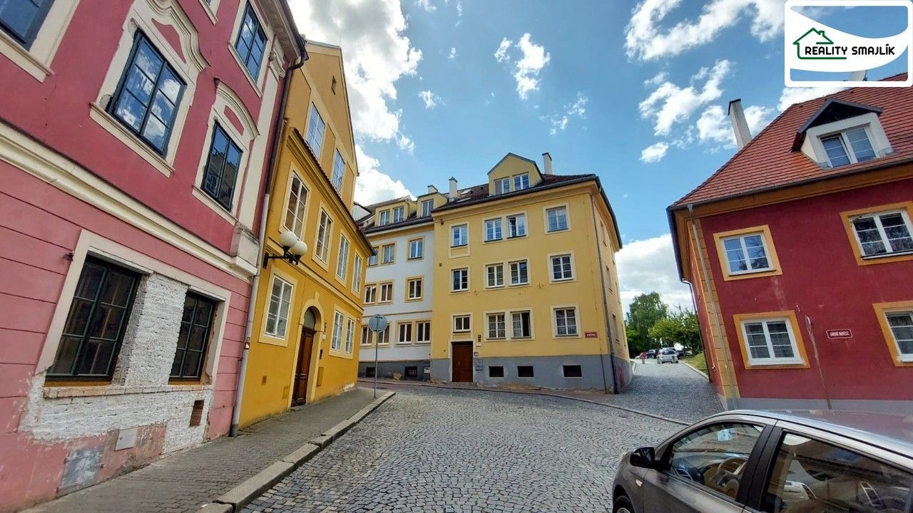 1+kk, Růžová, Cheb, 25 m²