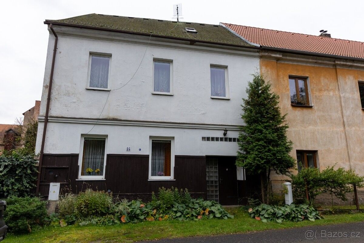 Rodinné domy, Strojetice, 439 86