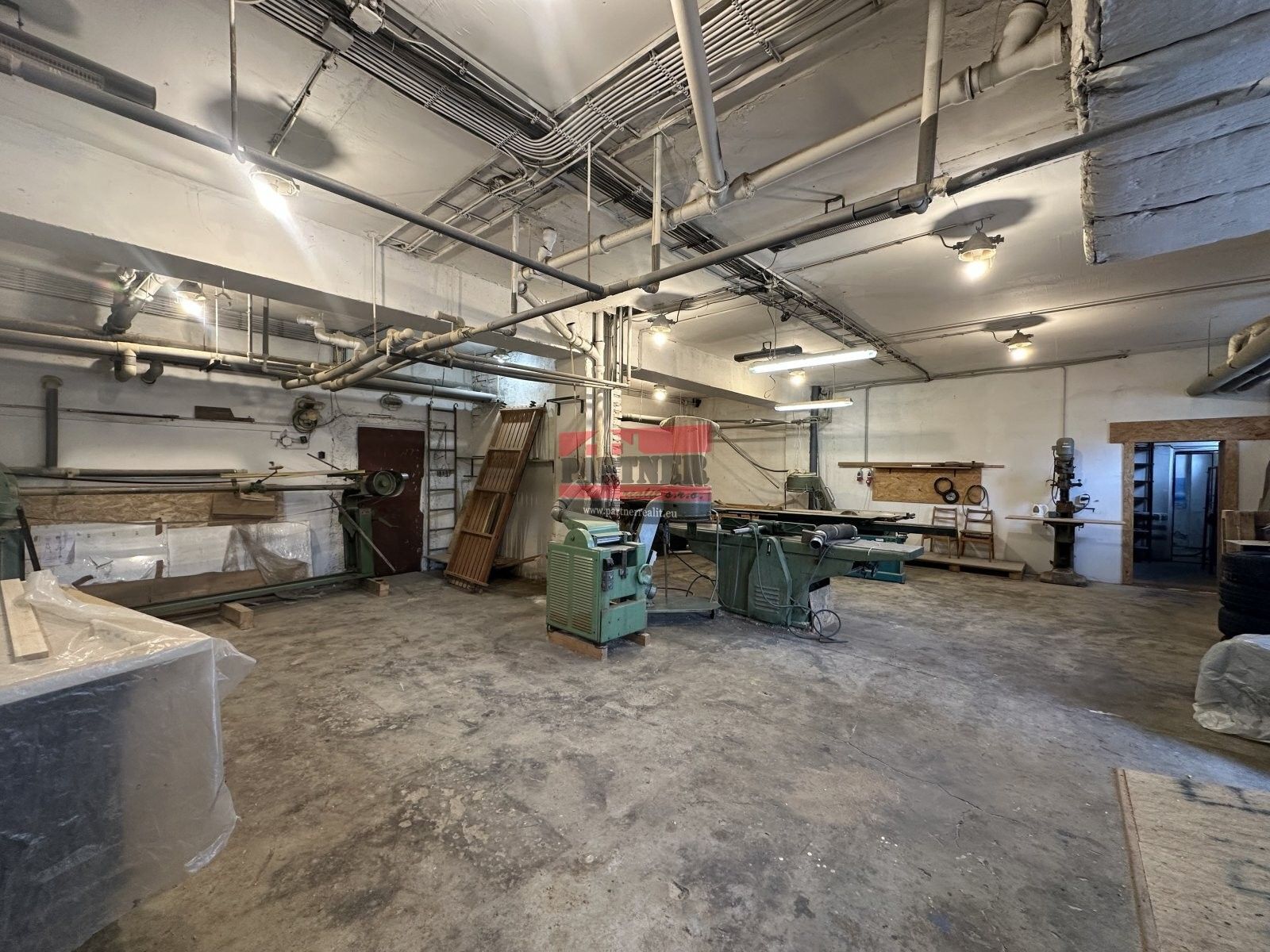 Výrobní prostory, Míru, Lštění, 200 m²