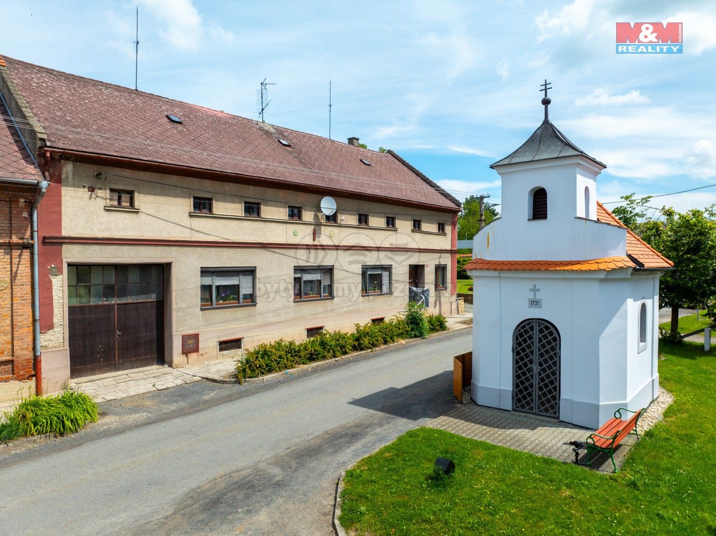 Rodinné domy, Dobrčice, 222 m²