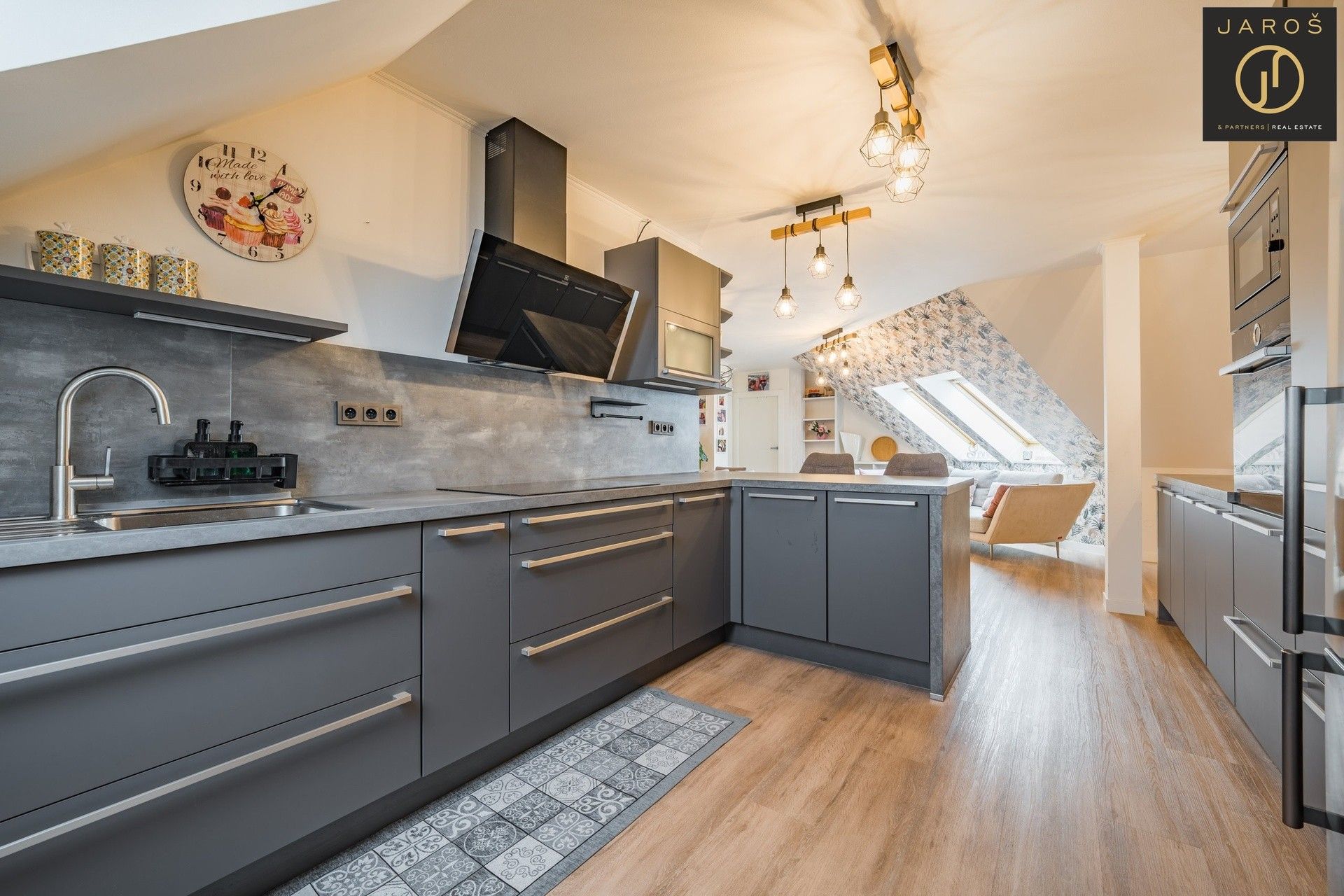 Prodej rodinný dům - K Horce, Velká Dobrá, 350 m²