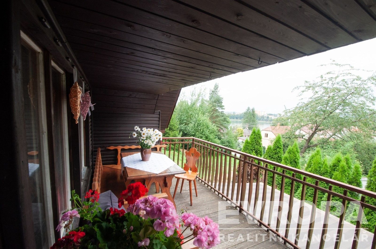 Chaty, Jedovnice, 39 m²