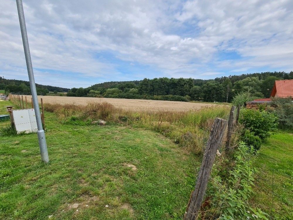 Prodej pozemek pro bydlení - Bratronice, 386 01