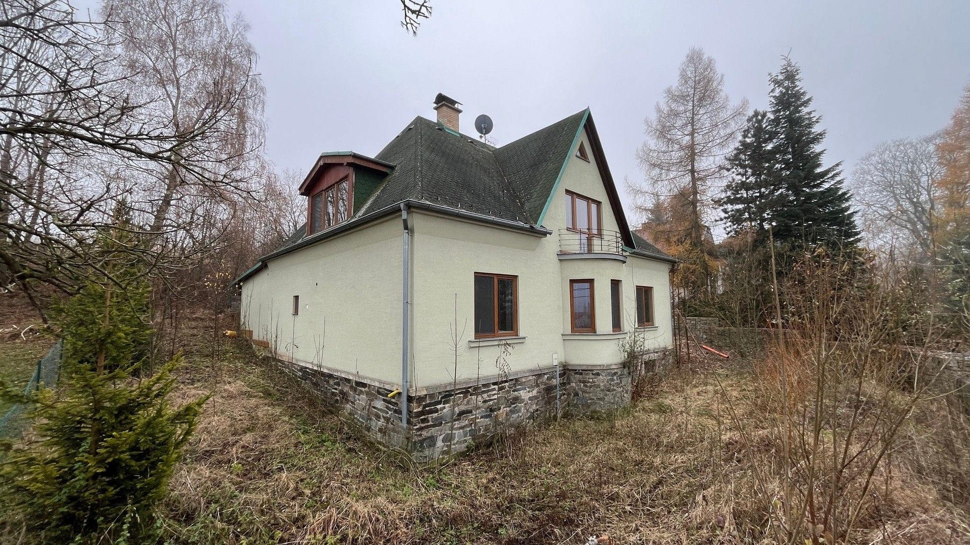 Ostatní, Huzová, 290 m²