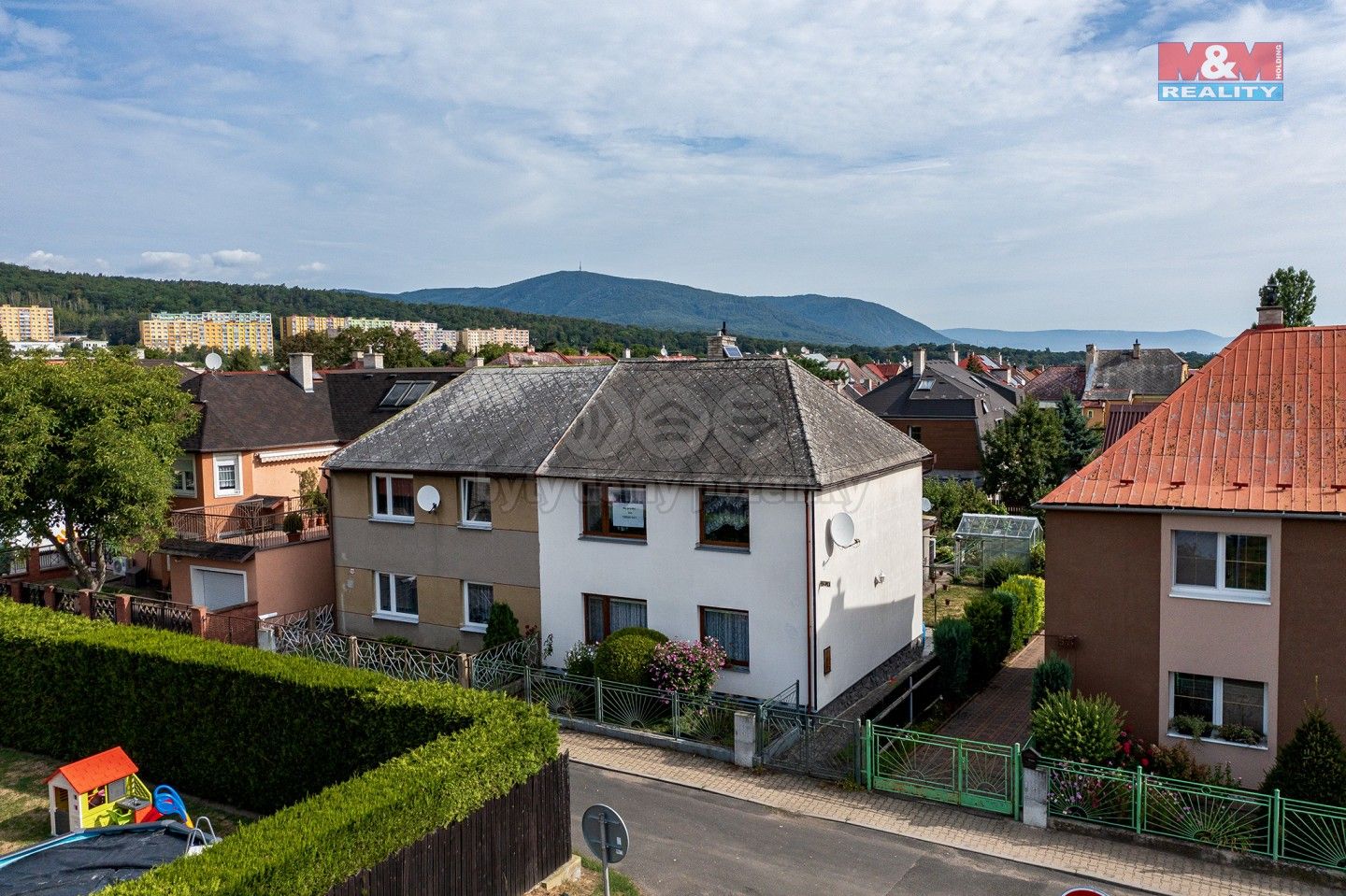 Prodej rodinný dům - Kpt. Jaroše, Jirkov, 140 m²