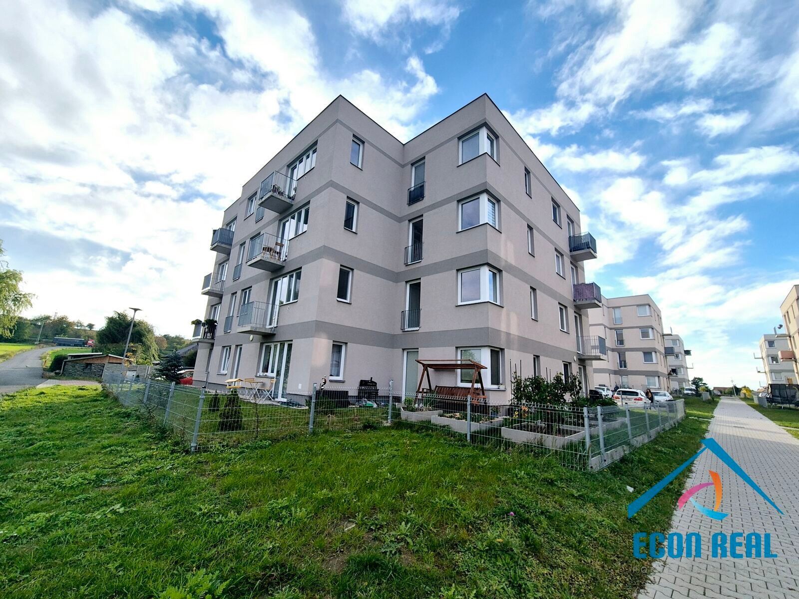 2+kk, Za Cukrovarem, Cerhenice, 55 m²