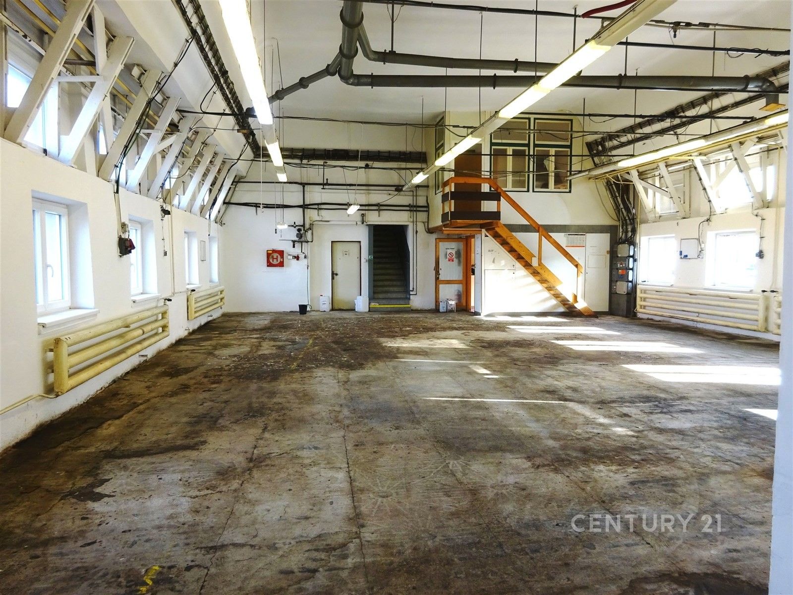 Výrobní prostory, Nábřeží, Zlín, 482 m²