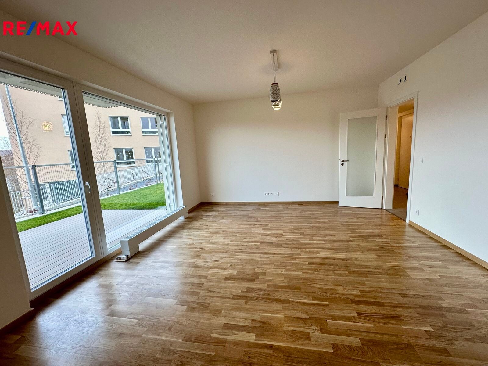 2+kk, Kolmanova, Praha, 61 m²