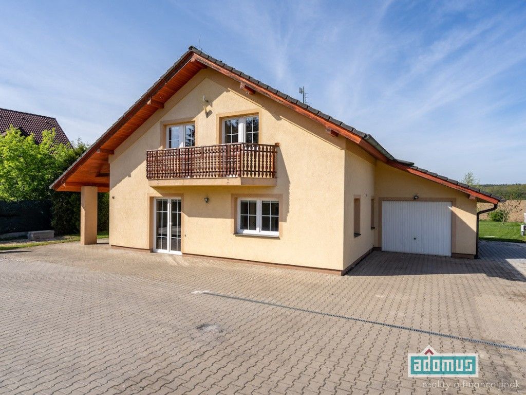 Prodej dům - Býšť, 180 m²