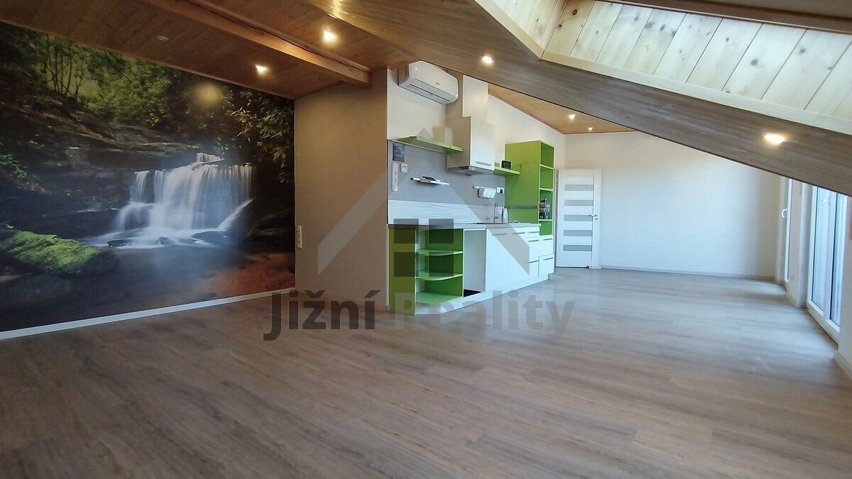 Prodej byt 1+kk - Stožec, 57 m²