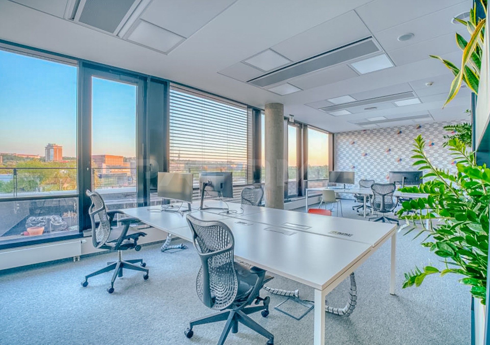 Pronájem kancelář - Boudníkova, Praha, 653 m²