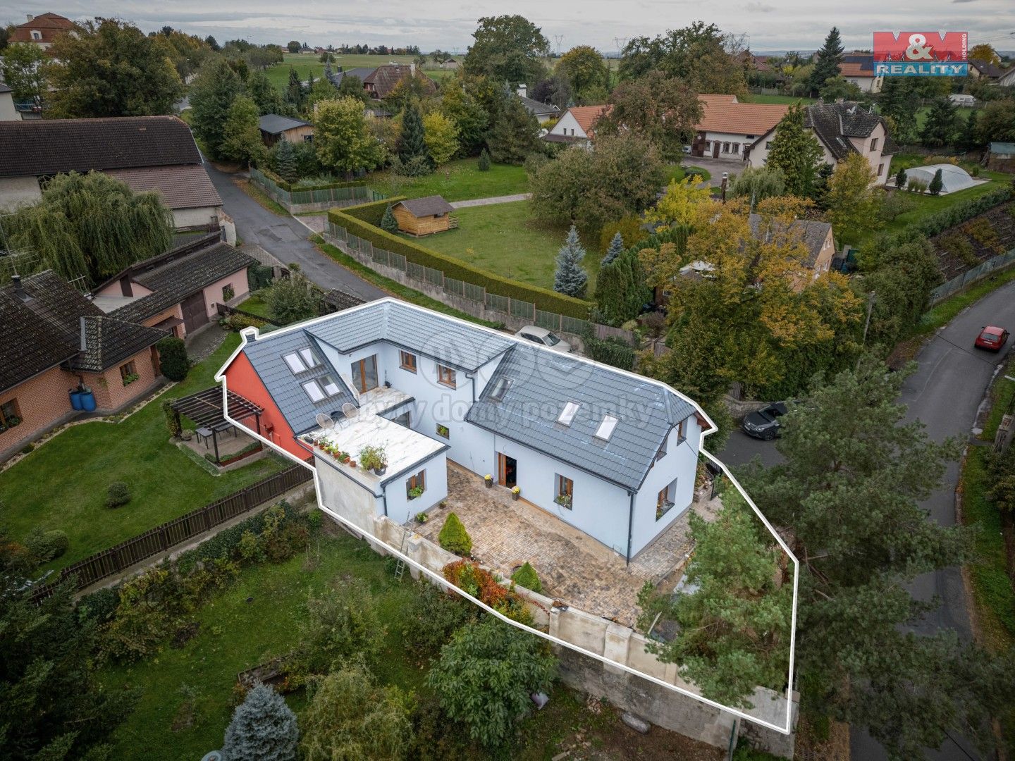 Prodej rodinný dům - Prostřední, Březí, 230 m²