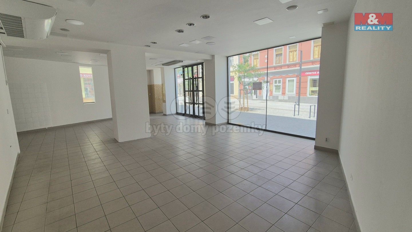 Obchodní prostory, Komenského, Kladno, 121 m²