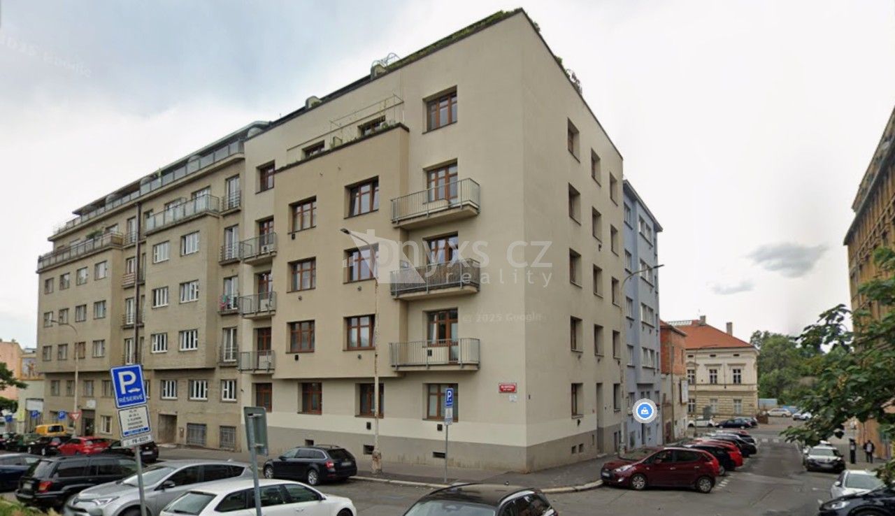 3+1, Na kopečku, Praha, 81 m²