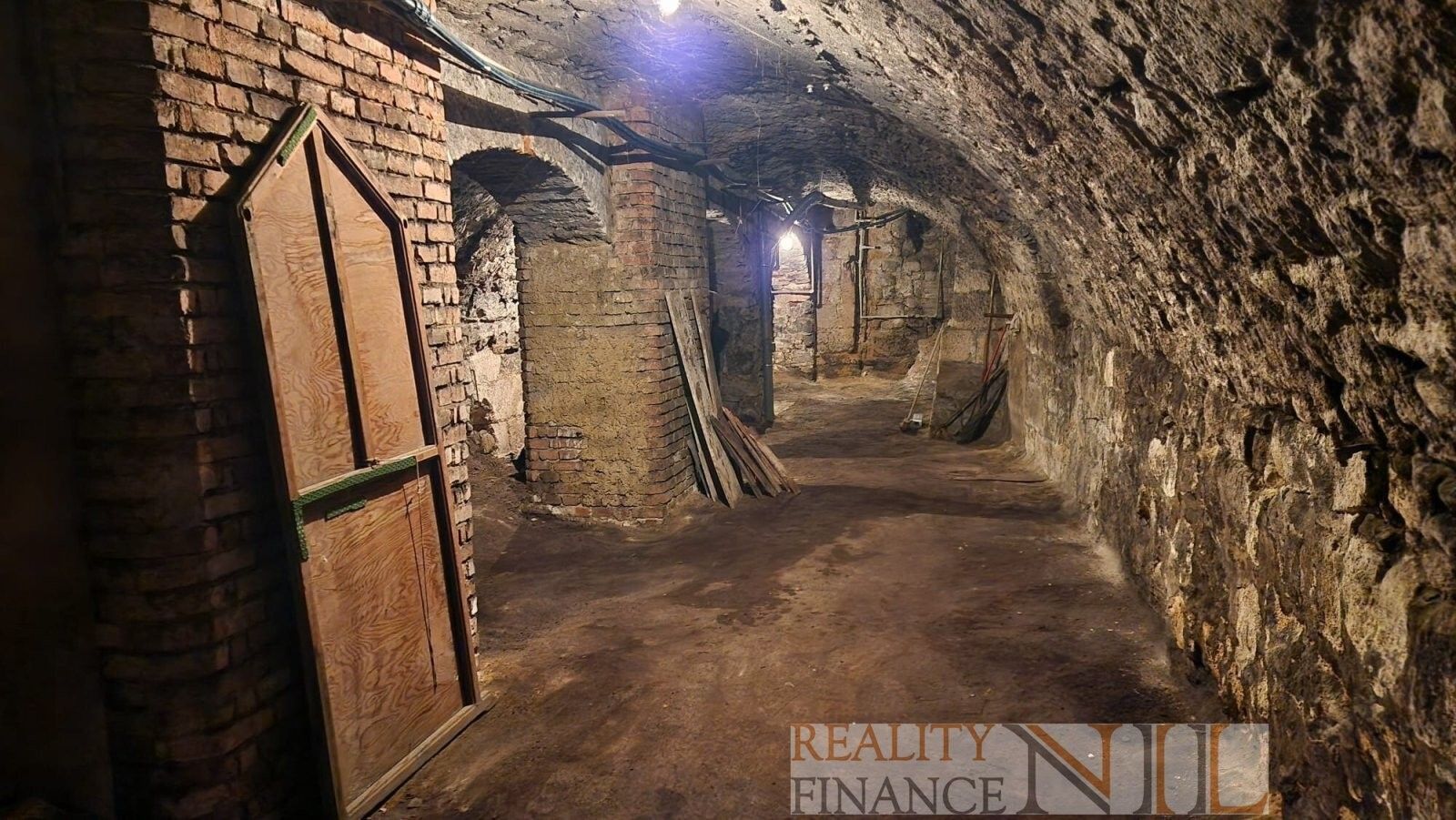 Restaurace, náměstí Republiky, Plzeň, 171 m²