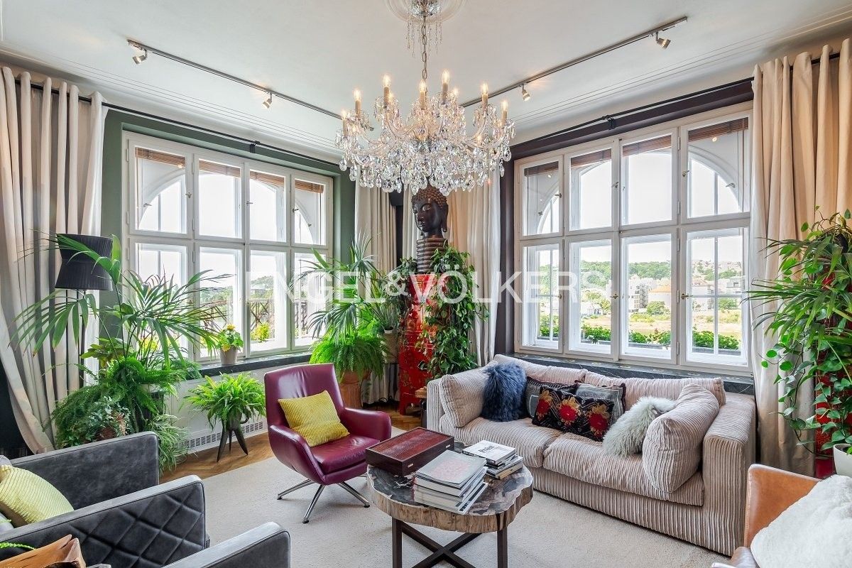 5+kk, Rašínovo nábřeží, Praha, 600 m²