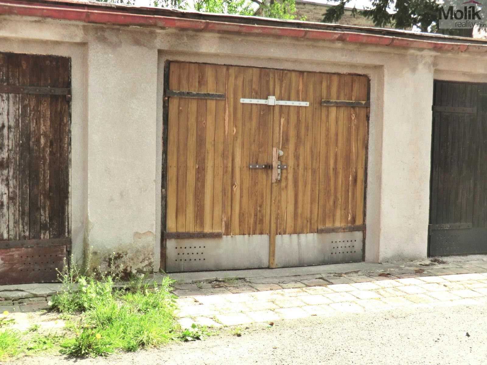 Garáže, Ferrerova, Duchcov, 19 m²