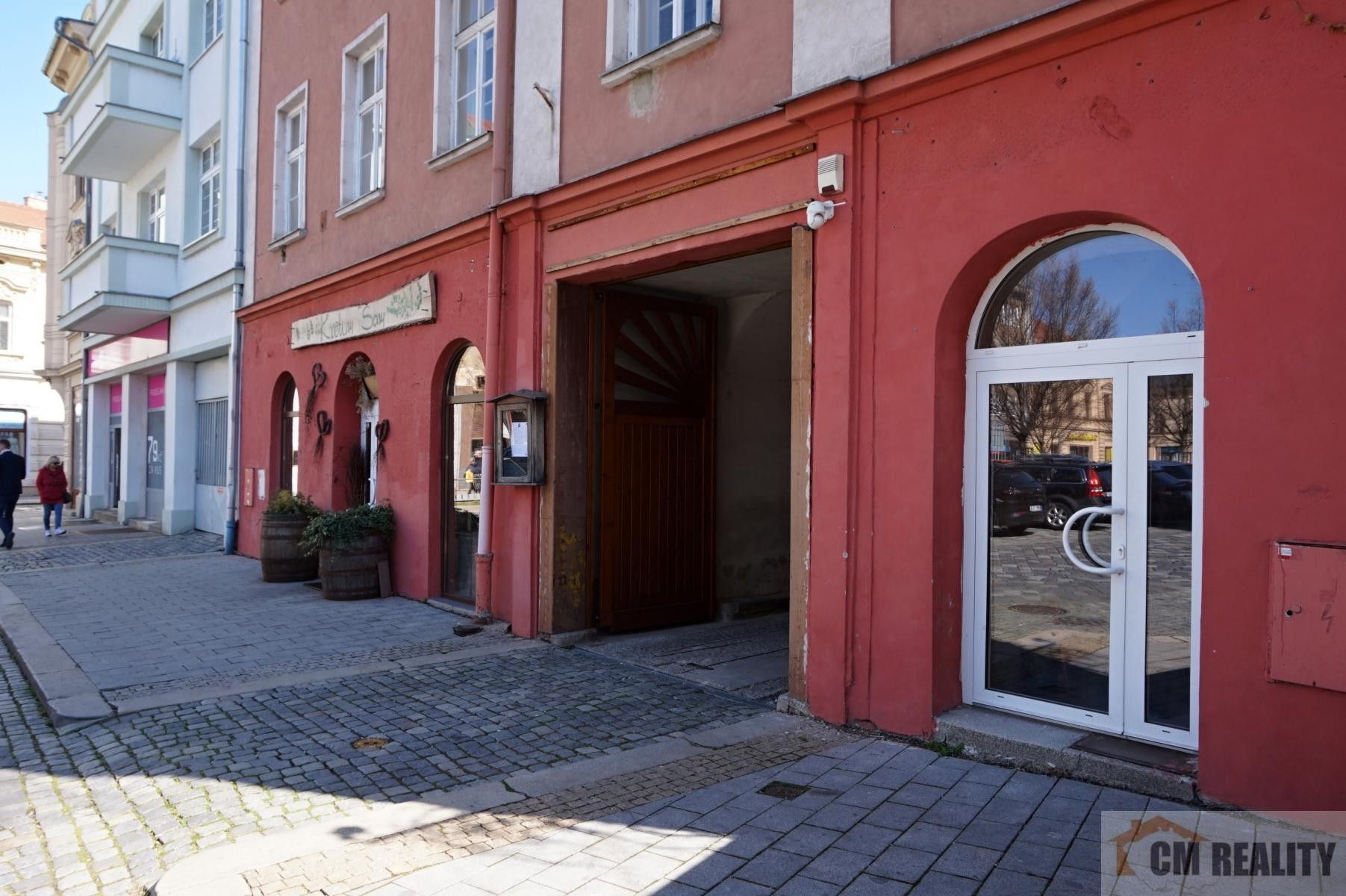 Obchodní prostory, nám. Edmunda Husserla, Prostějov, 56 m²