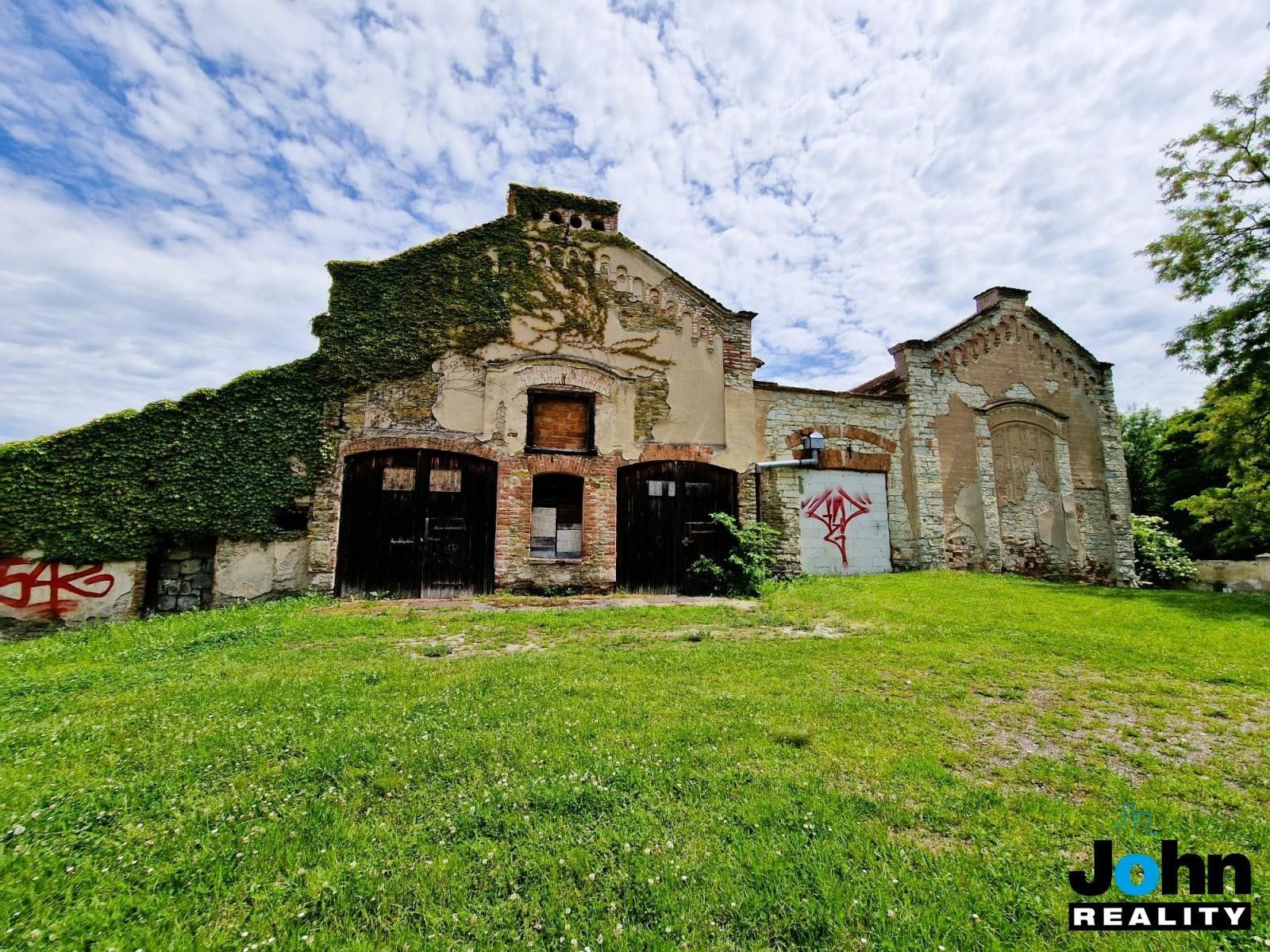 Sklady, Wolkerova, Postoloprty, 5 000 m²